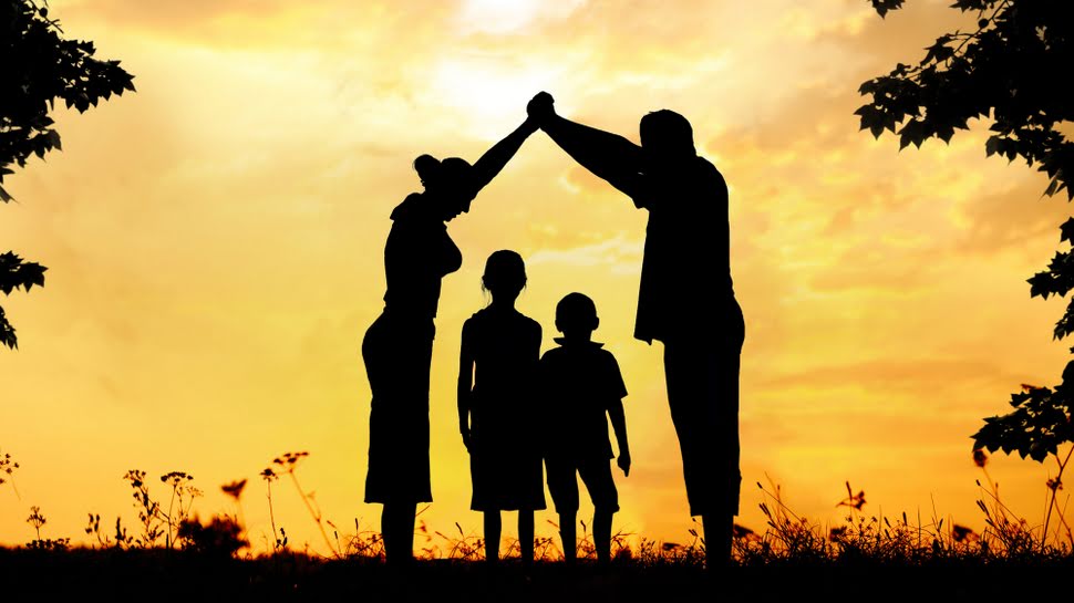 E a família,  como vai?