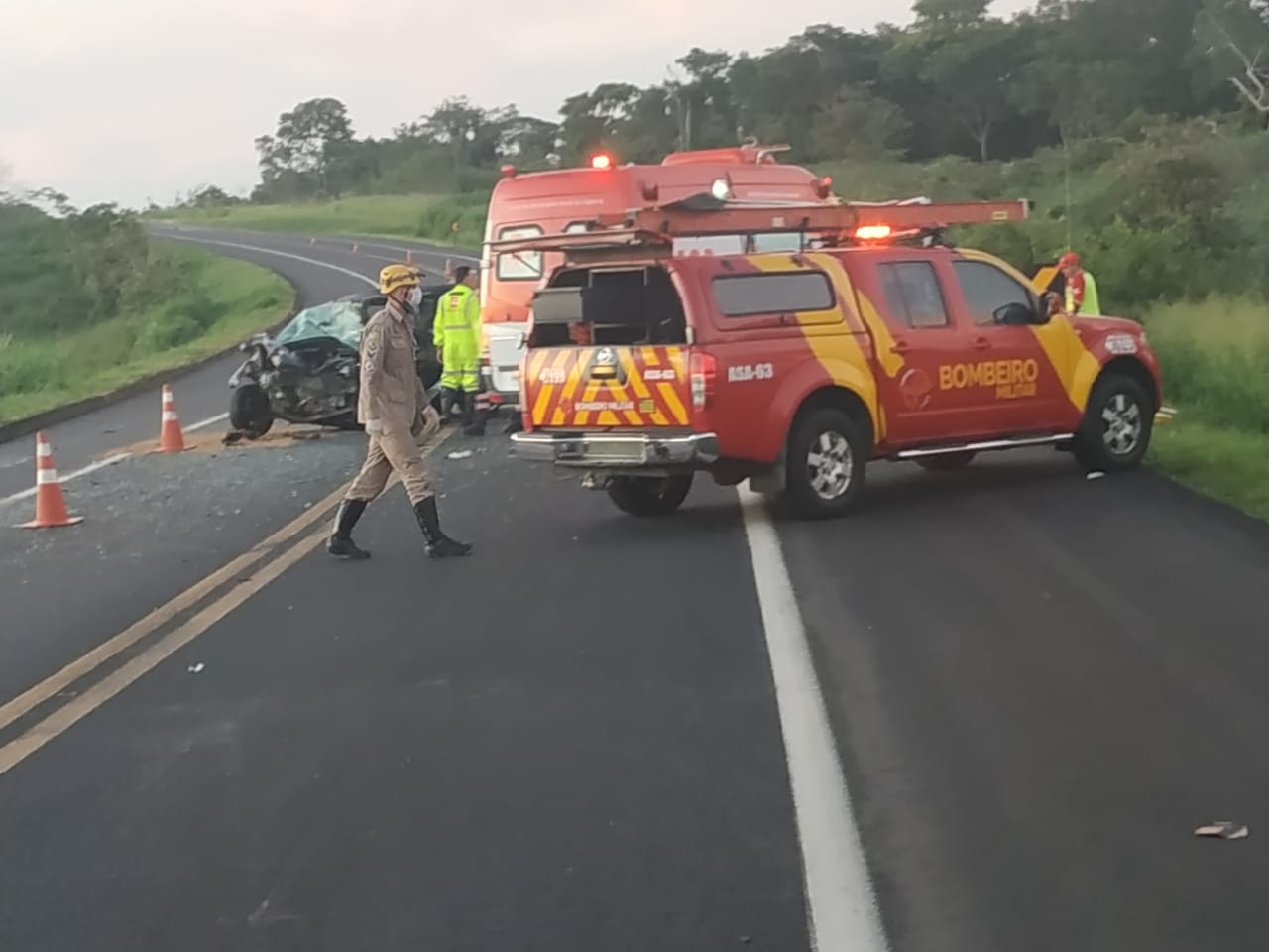 Acidente deixa três homens mortos na BR-050, segundo a PRF