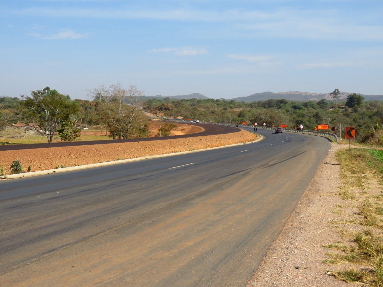 Empreiteiras são notificadas para retornarem às obras rodoviárias em garantia