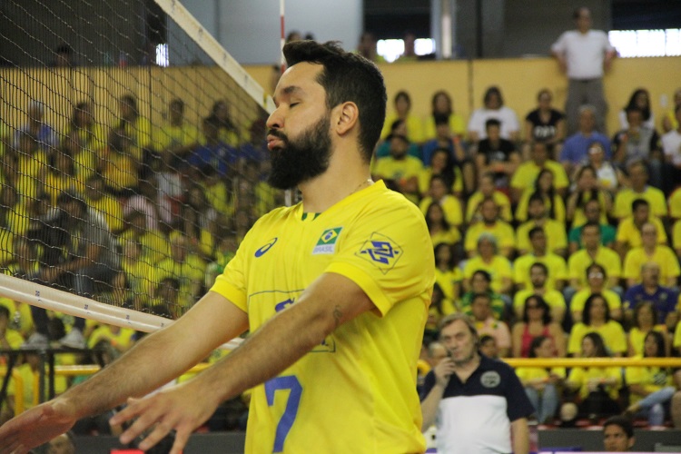 Dal Zotto ressalta atuação de jogadores no rodízio brasileiro