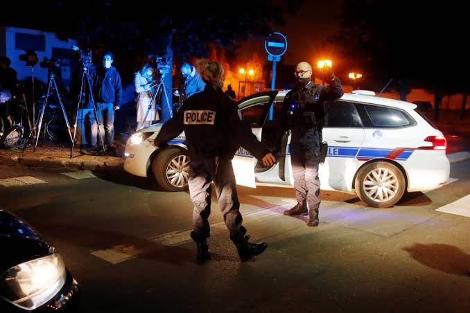 Suspeitos por morte de professor na França foram presos