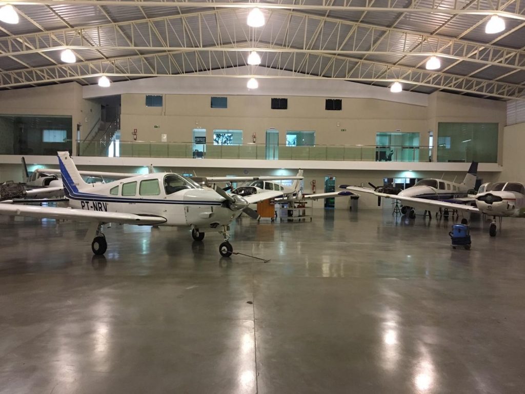Aviões são apreendidos em Goiânia durante operação da PF contra o tráfico internacional de drogas