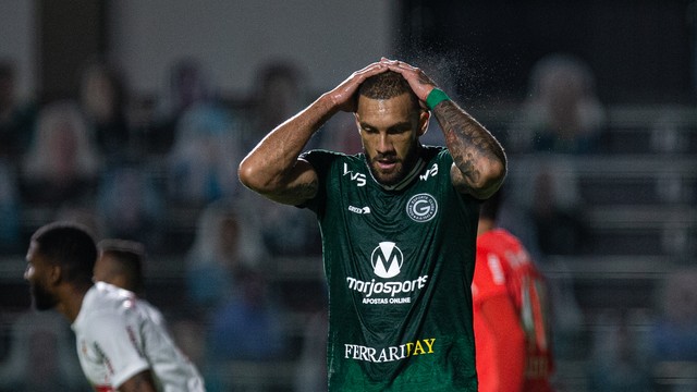 Goiás rebaixado, após empatar com o Bragantino