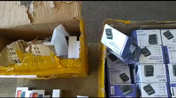 PRF apreende R$ 70 mil em mercadorias irregulares na BR 153 Norte