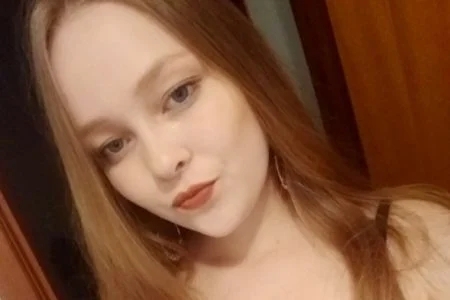 Vizinho faz carta anônima pedindo que jovem deixe de usar “roupas vulgares