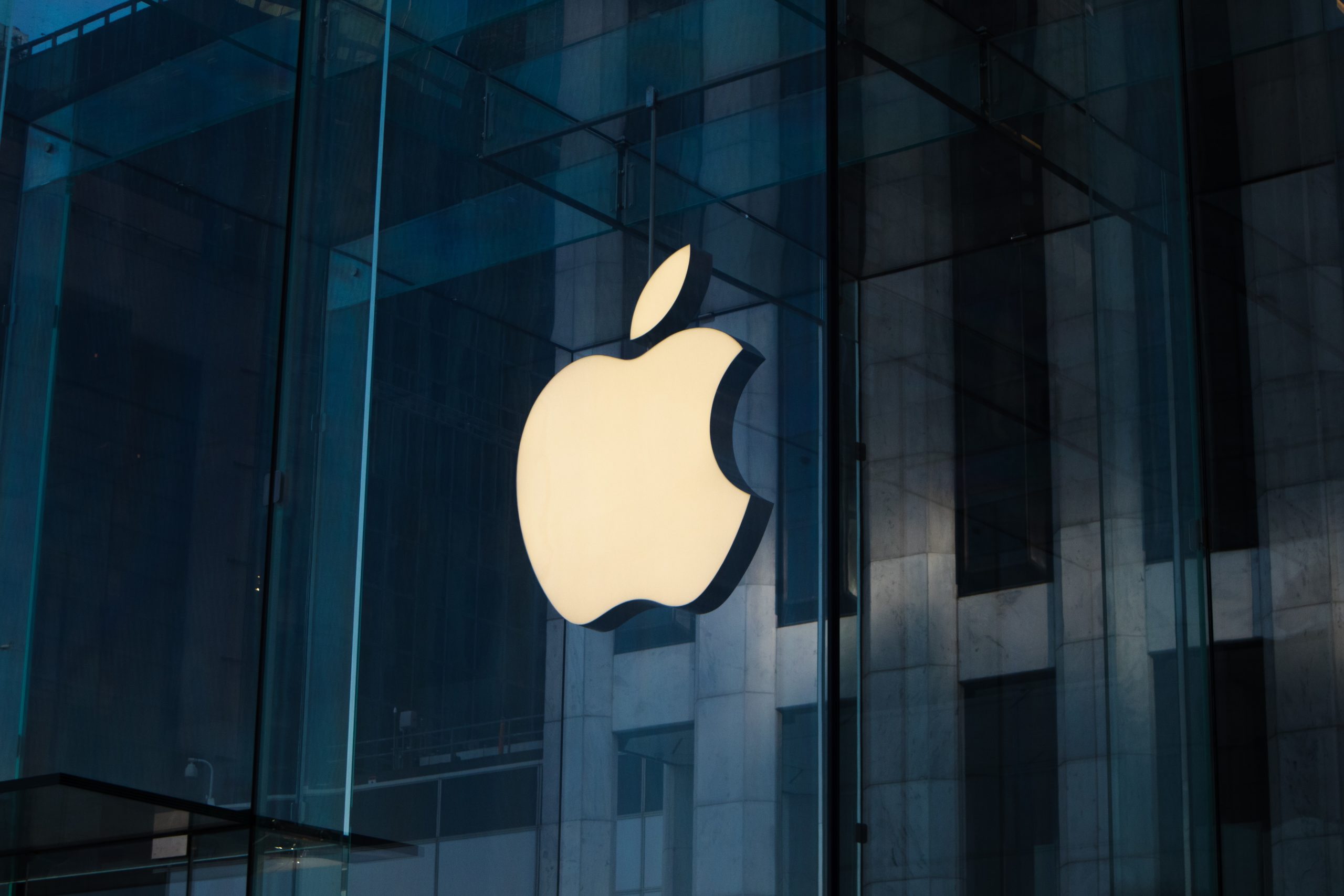 Apple rejeita quase 2 milhões de aplicativos irregulares