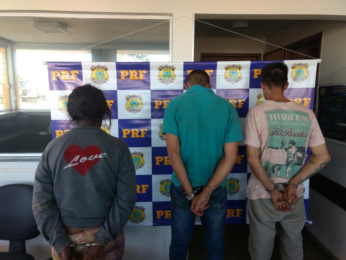 Suspeitos de assalto à propriedade rural em MG são presos na BR-050 em Catalão