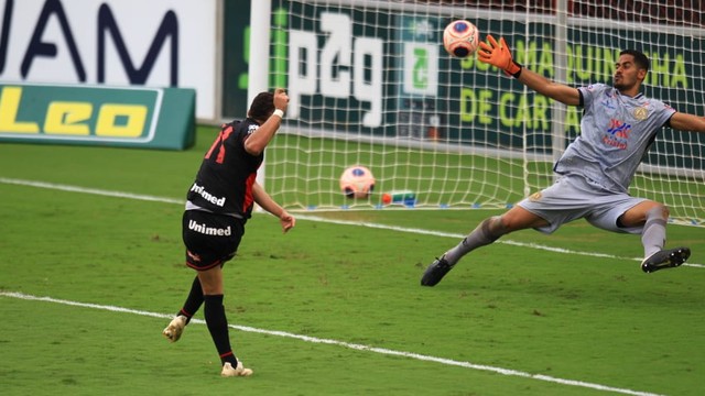 Atlético-GO vira sobre Aparecidense e vai à final do Goianão