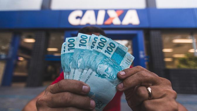 2,6 milhões de pessoas serão cobradas a devolver auxílio emergencial