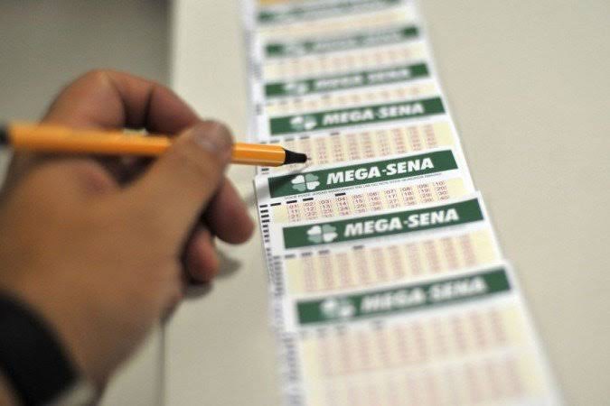 Mega-Sena acumulada em R$ 90 milhões