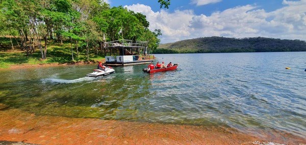 Corpo de Bombeiros encontram corpo do homem que desapareceu após acidente de jet ski, em Uberlândia