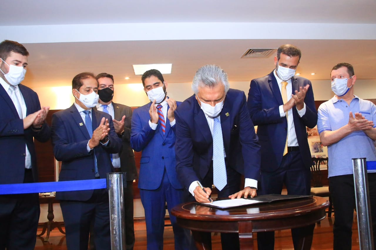 “Quero governar ao lado das melhores cabeças”, diz governador durante posse na Codego