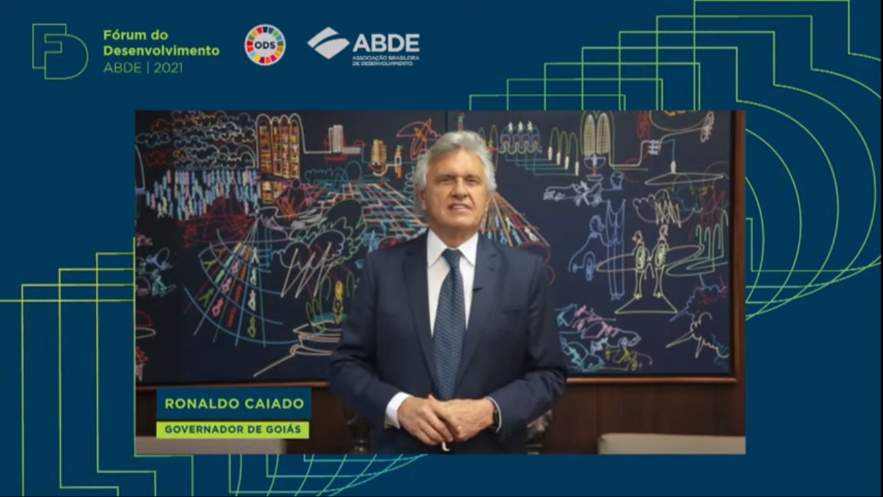 Caiado destaca ações para recuperar economia em Fórum de Desenvolvimento
