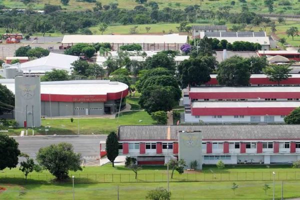 Subtenente do CBMDF é preso, acusado de guardar vídeos sexuais de adolescentes
