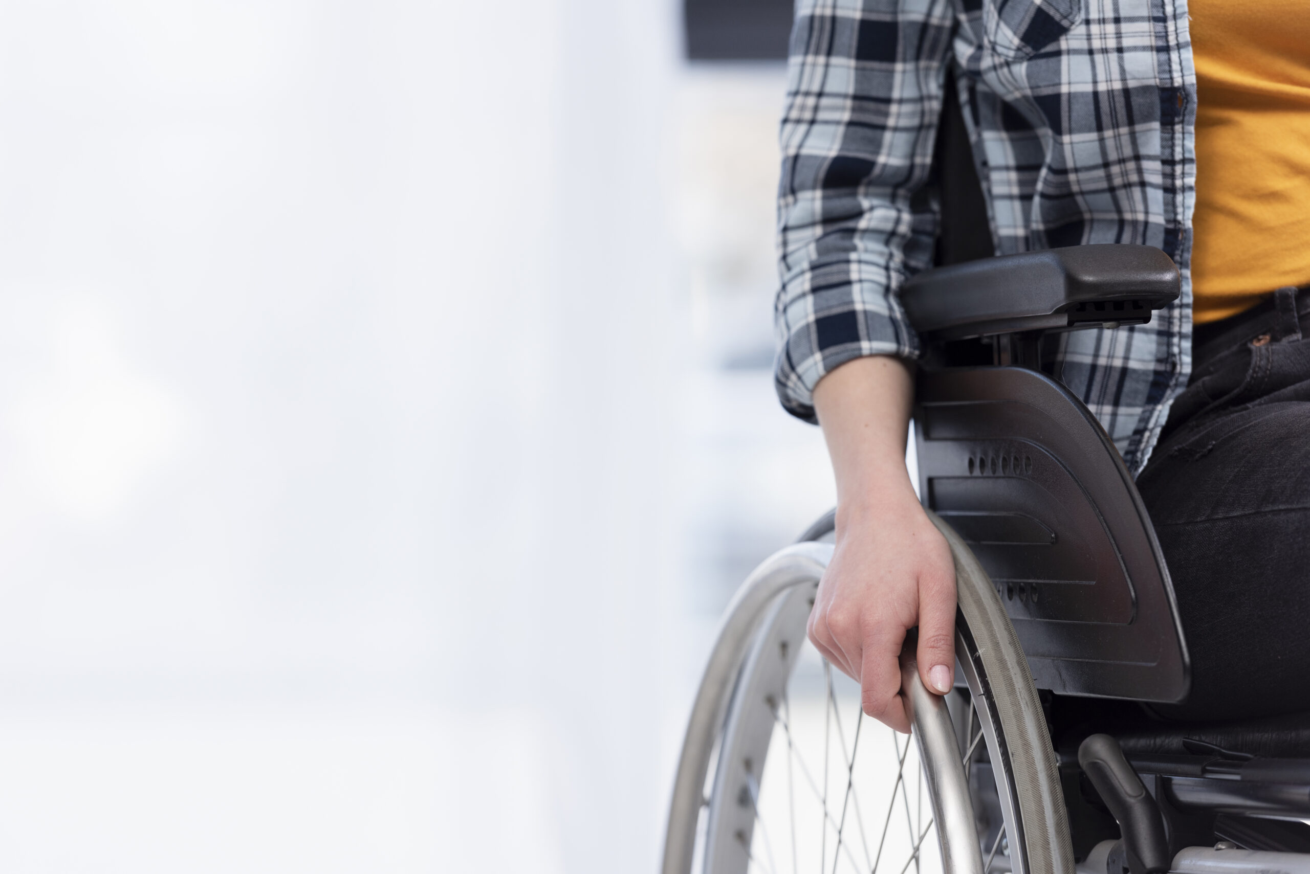 Aluno que ficou paraplégico após ser baleado em escola deverá receber indenização de R$ 60 mil
