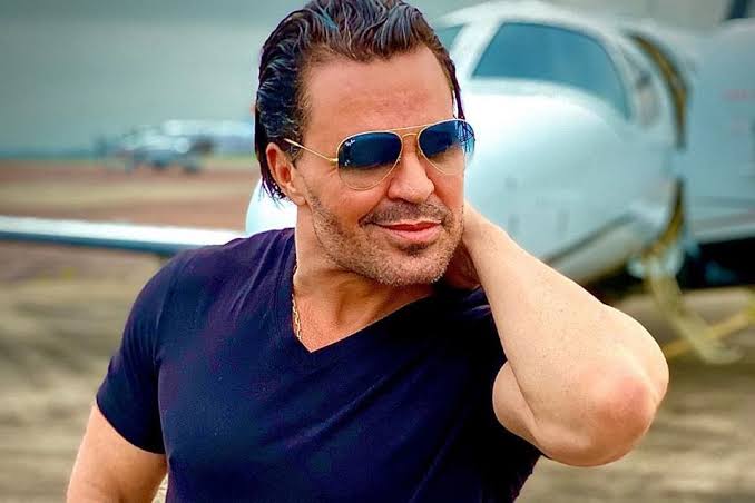 Eduardo Costa diz que não fará mais shows em 2020 e pretende mudar de carreira
