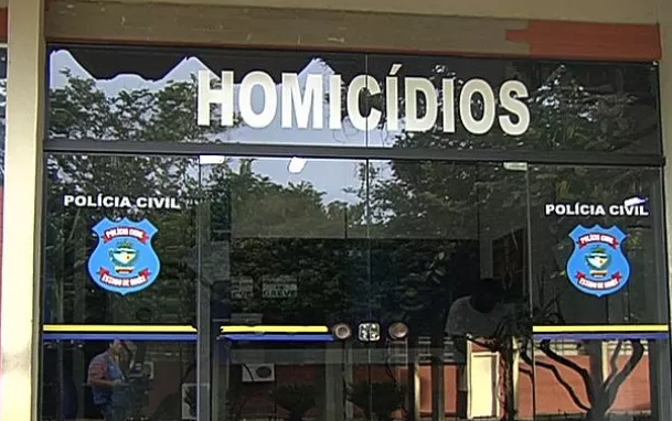 Homem é morto a facadas em bar próximo da Pecuária de Goiânia