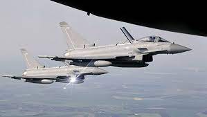 Reino Unido envia caças para interceptar e escoltar aviões militares russos