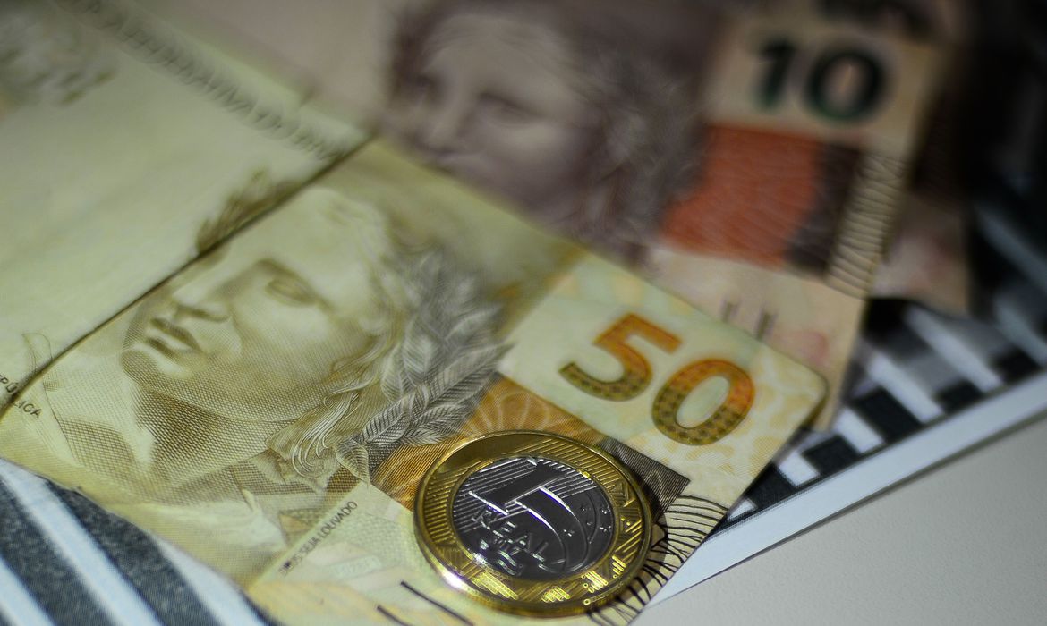 Auxílio emergencial: Nascidos em fevereiro podem sacar