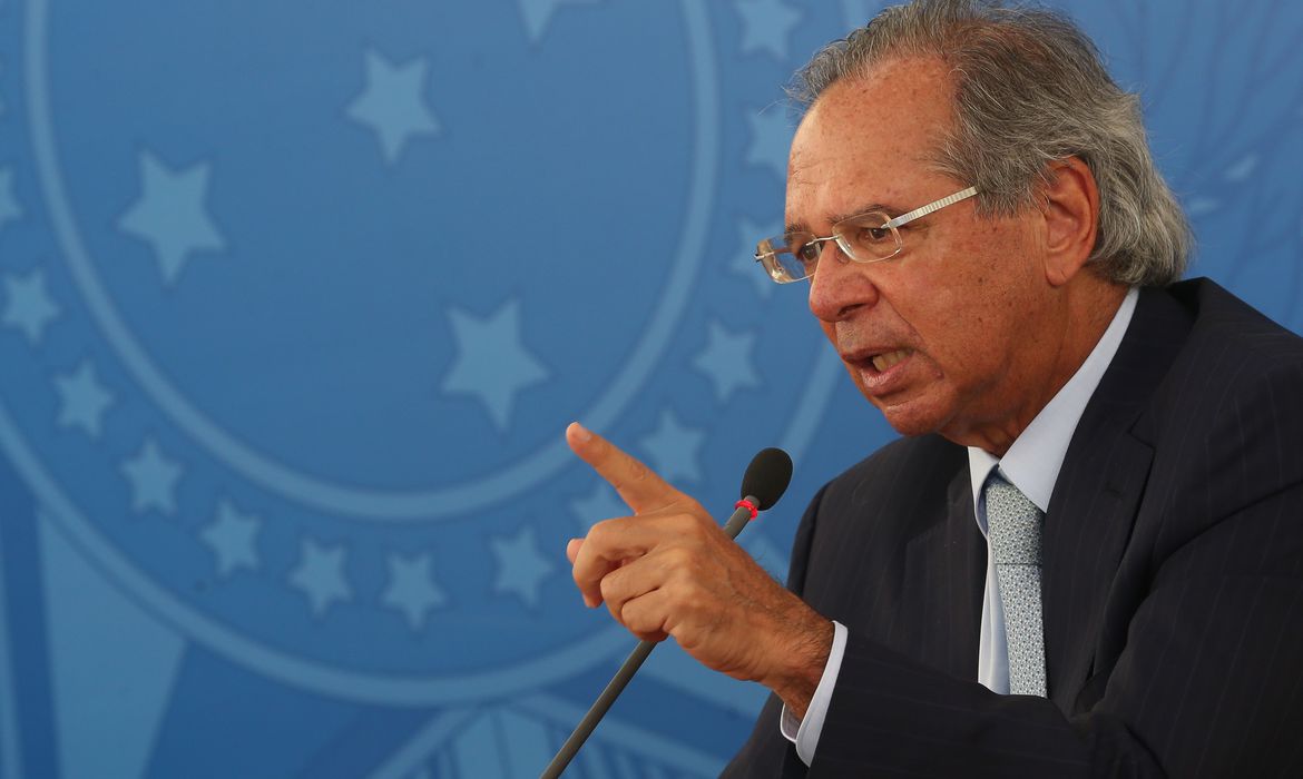 'Não há problema em alívio de tributo proposto por relator', diz Guedes