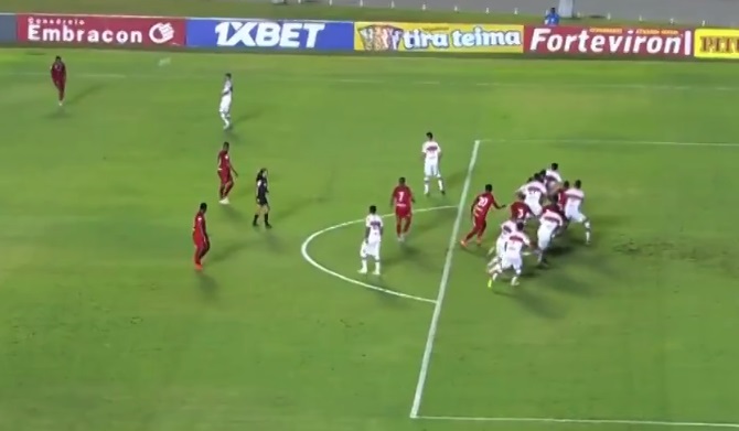 Vila Nova sofre mas arranca empate contra o CRB
