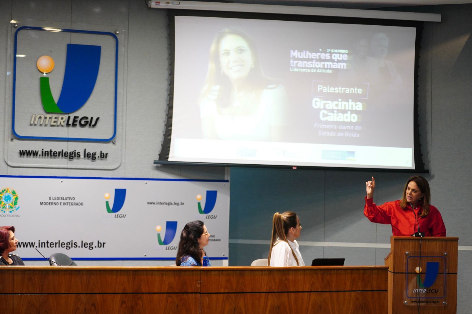 Política social de Goiás é destaque em simpósio