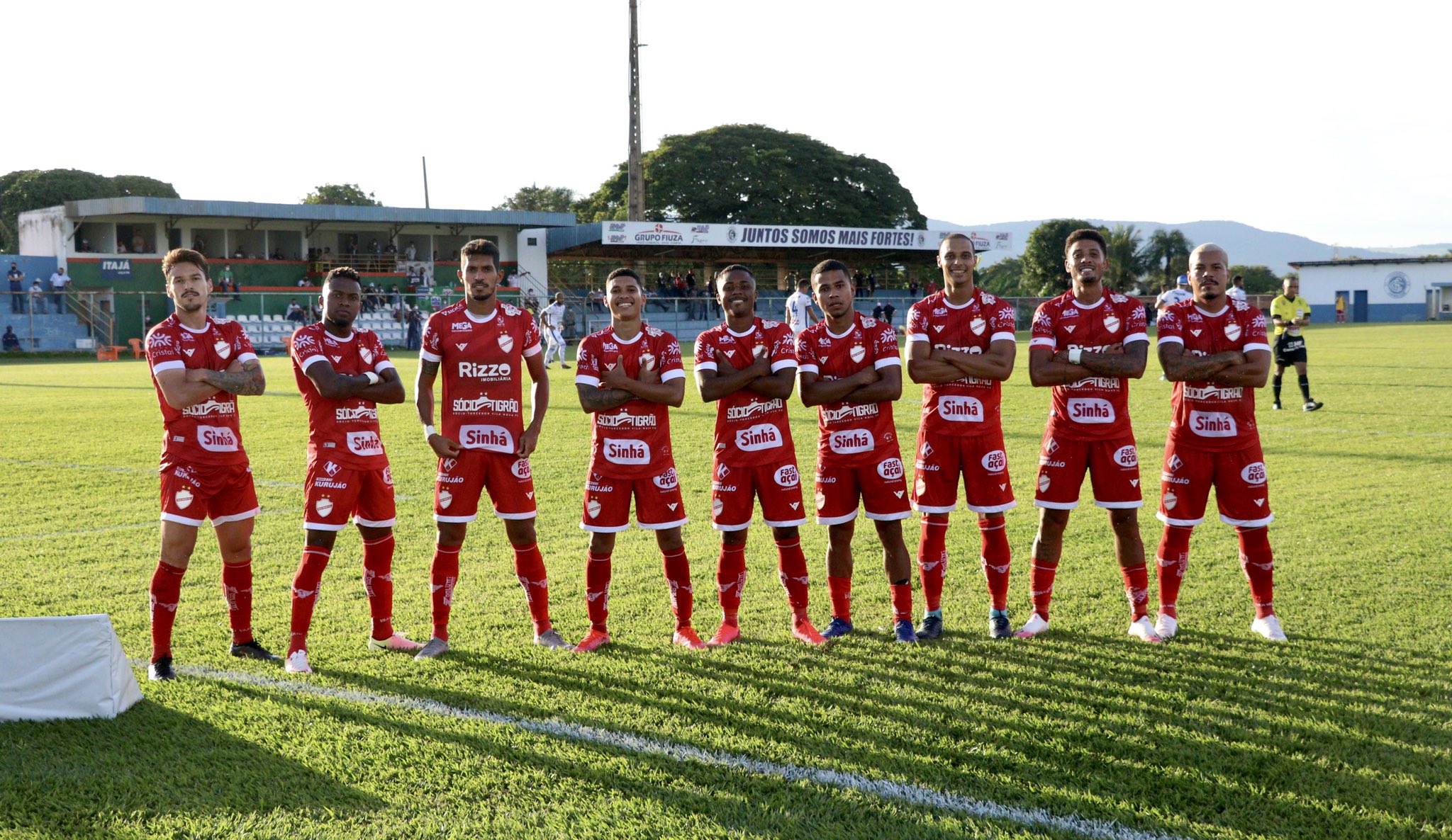 Vila Nova bate Goianésia fora de casa e vence a terceira no campeonato