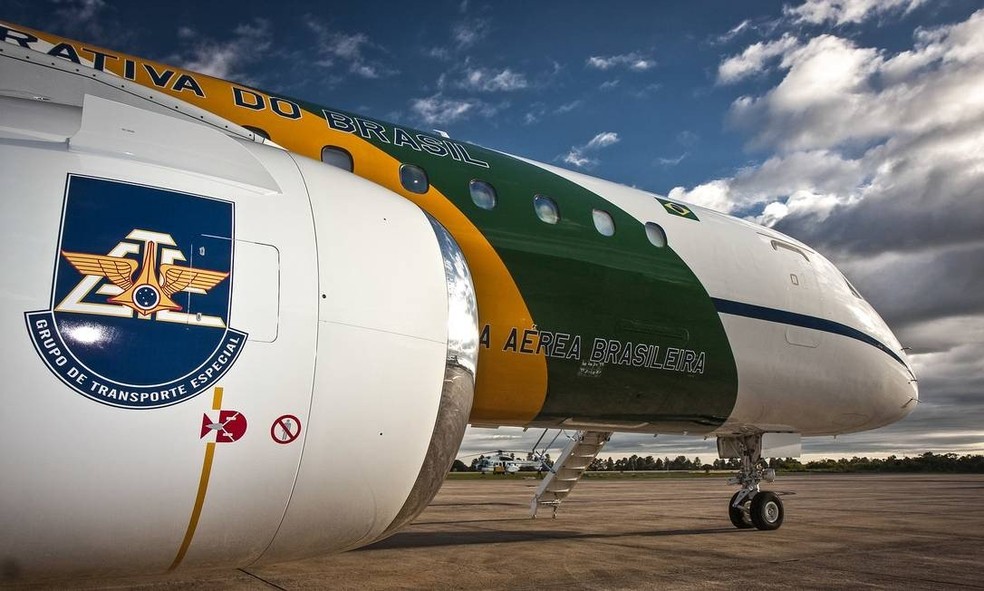 Polícia Federal investiga uso de dinheiro de tráfico utilizando aviões da FAB