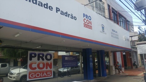 Procon realiza operação na Rodoviária de Goiânia