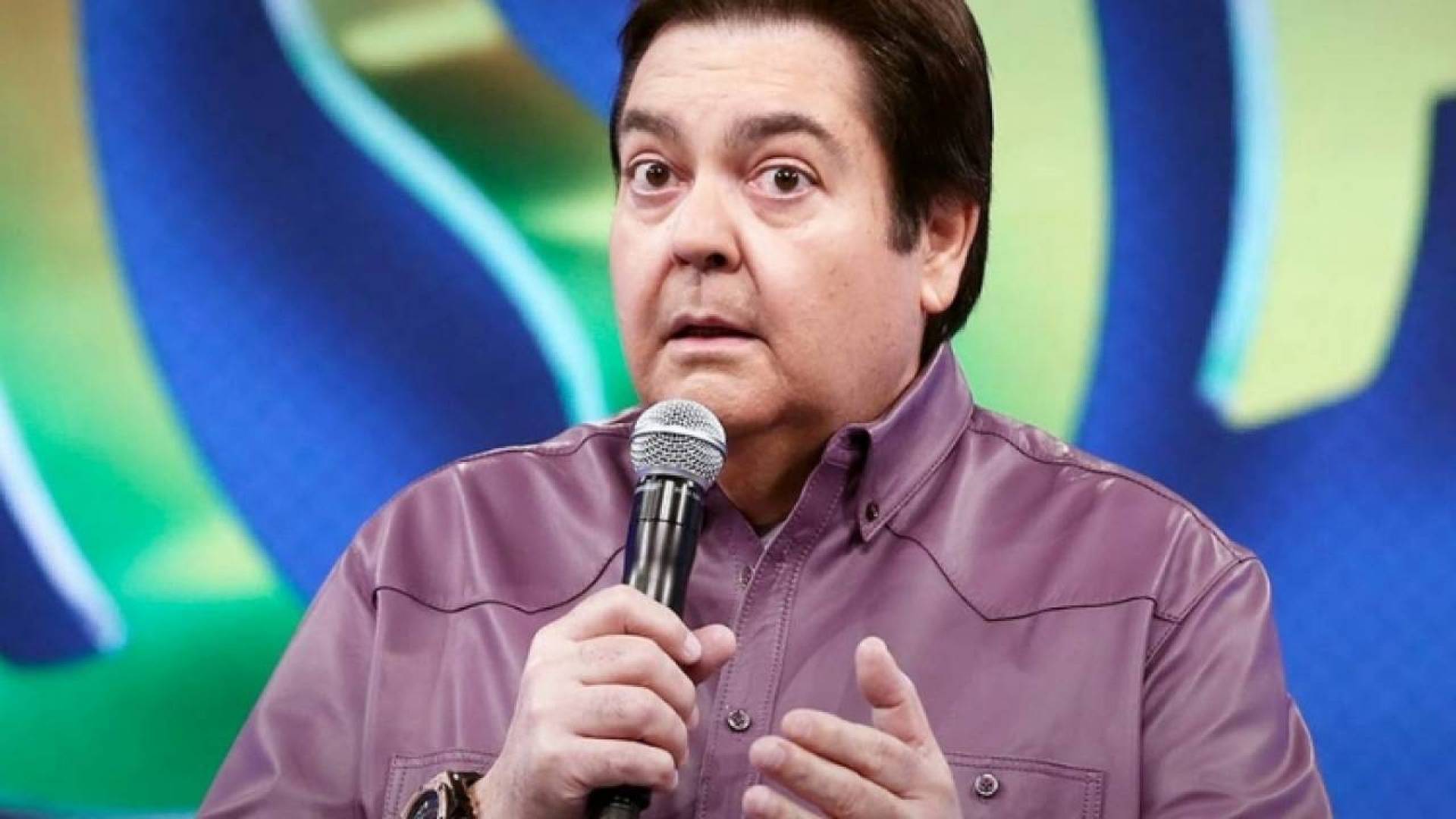 Boninho diz que Faustão passa bem após ser internado