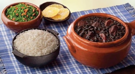 Sindimóveis-GO promove feijoada solidária