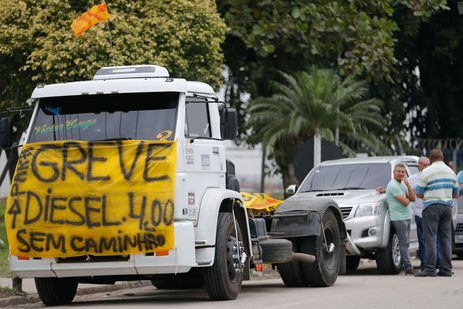 Temer e ministros se reúnem para avaliar desbloqueio de rodovias