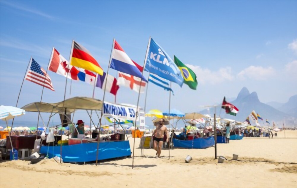 RJ: Barraqueiros das praias podem virar patrimônio cultural  da cidade