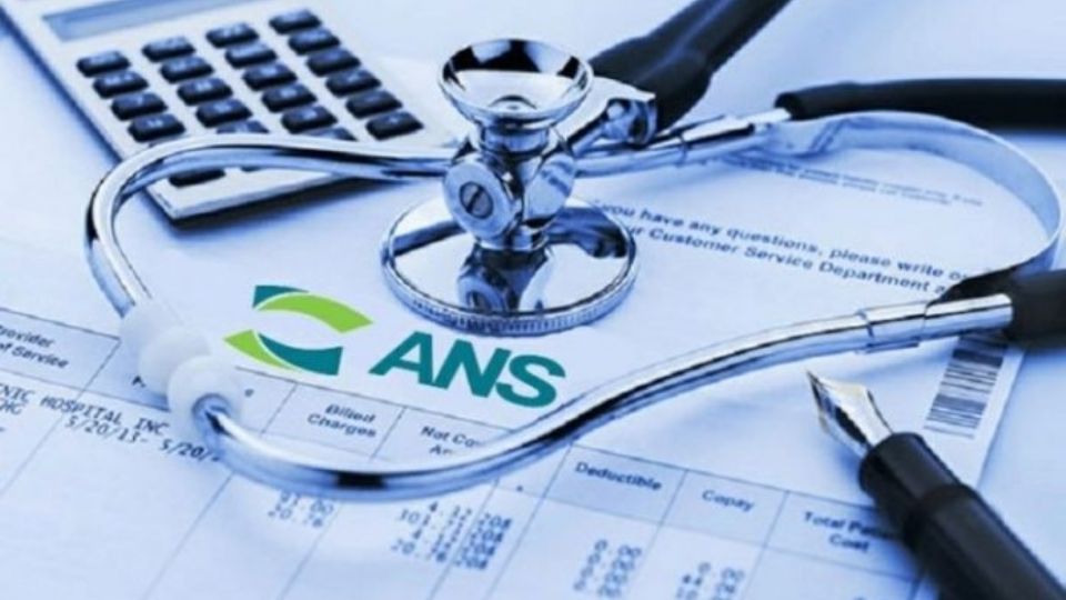 Procon cobra esclarecimentos de planos de saúde após aumentos de até 80%