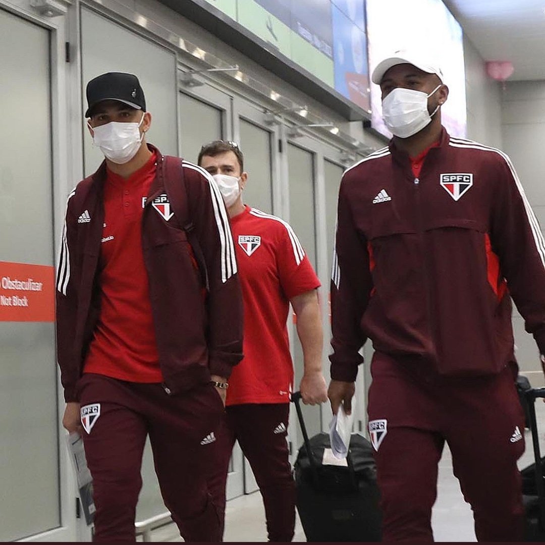 Elenco do São Paulo acorda com terremoto em Santiago antes de duelo com o Everton
