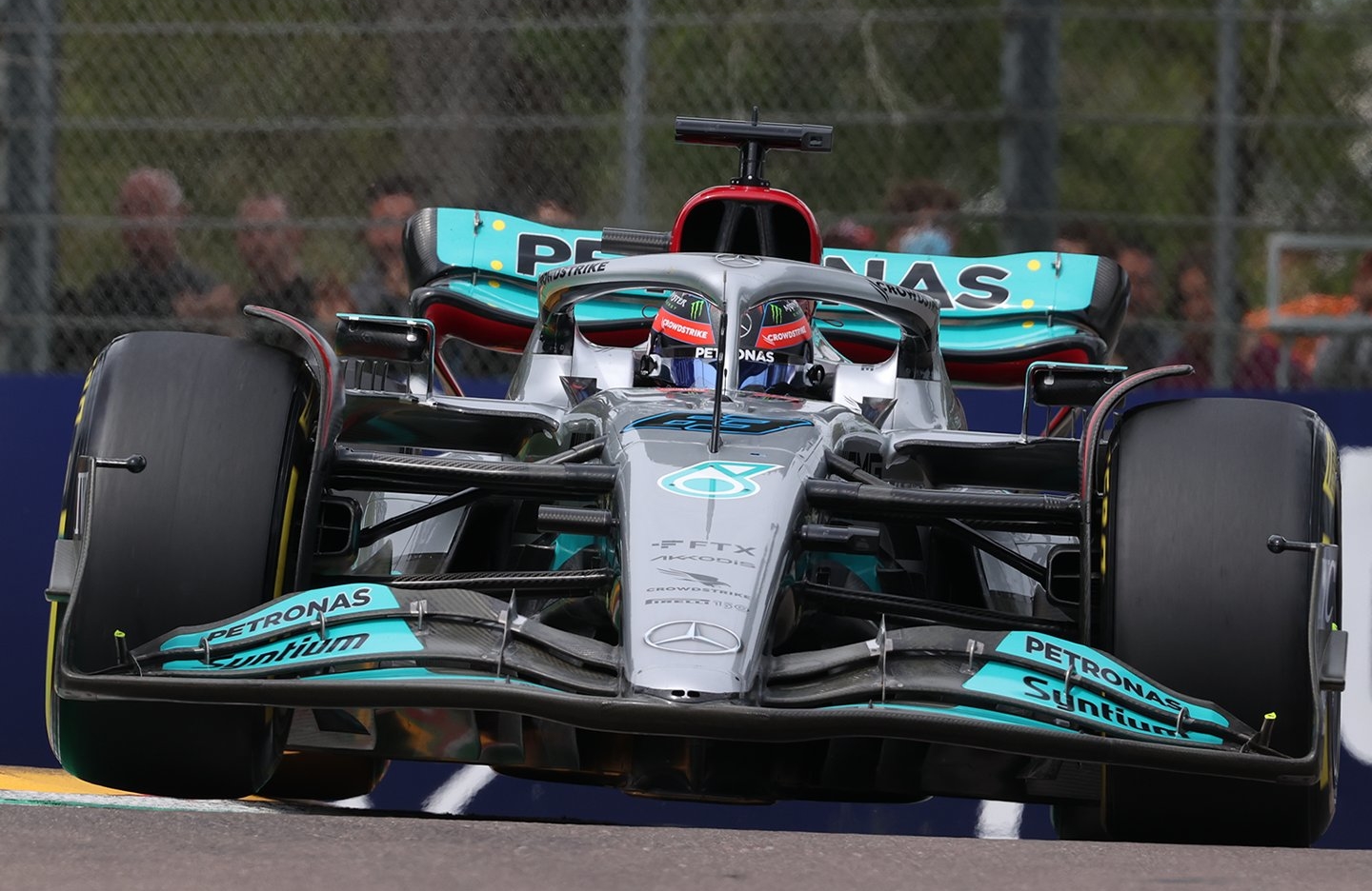 Mercedes promete evolução no carro em Miami após frustrante 13º lugar de Hamilton