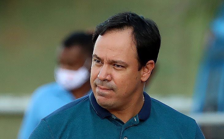 Vila Nova anuncia contratação do treinador Dado Cavalcanti