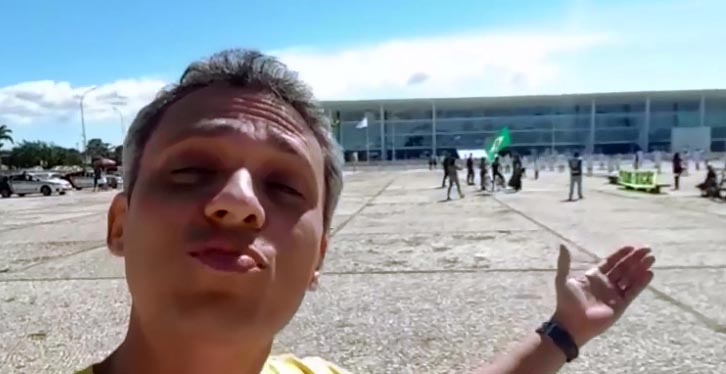 Câmara barra processo no STF e garante blindagem a Gustavo Gayer