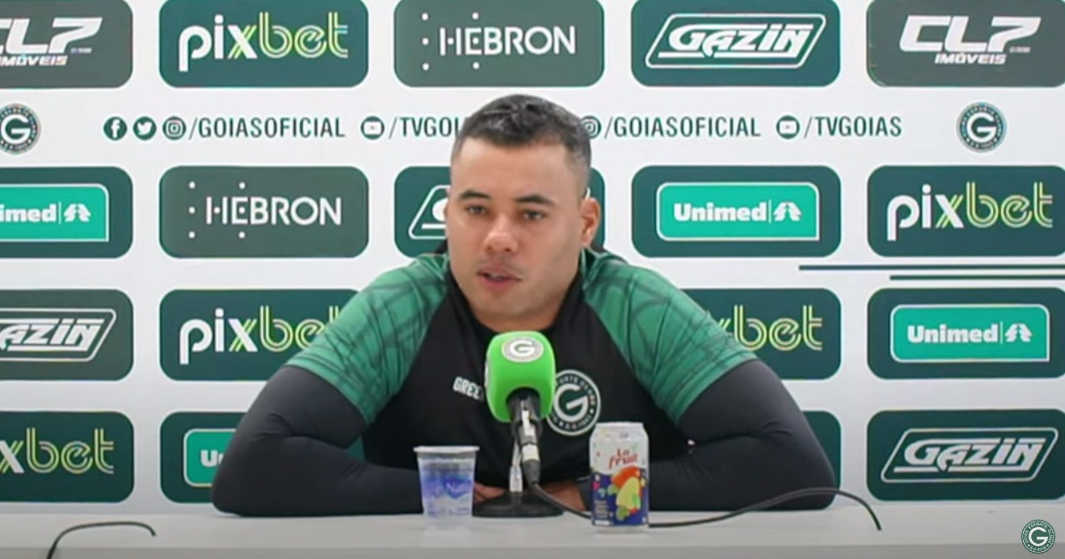 Com desfalques para enfrentar o Bragantino, Jair Ventura diz que o Goiás deve “se reinventar”