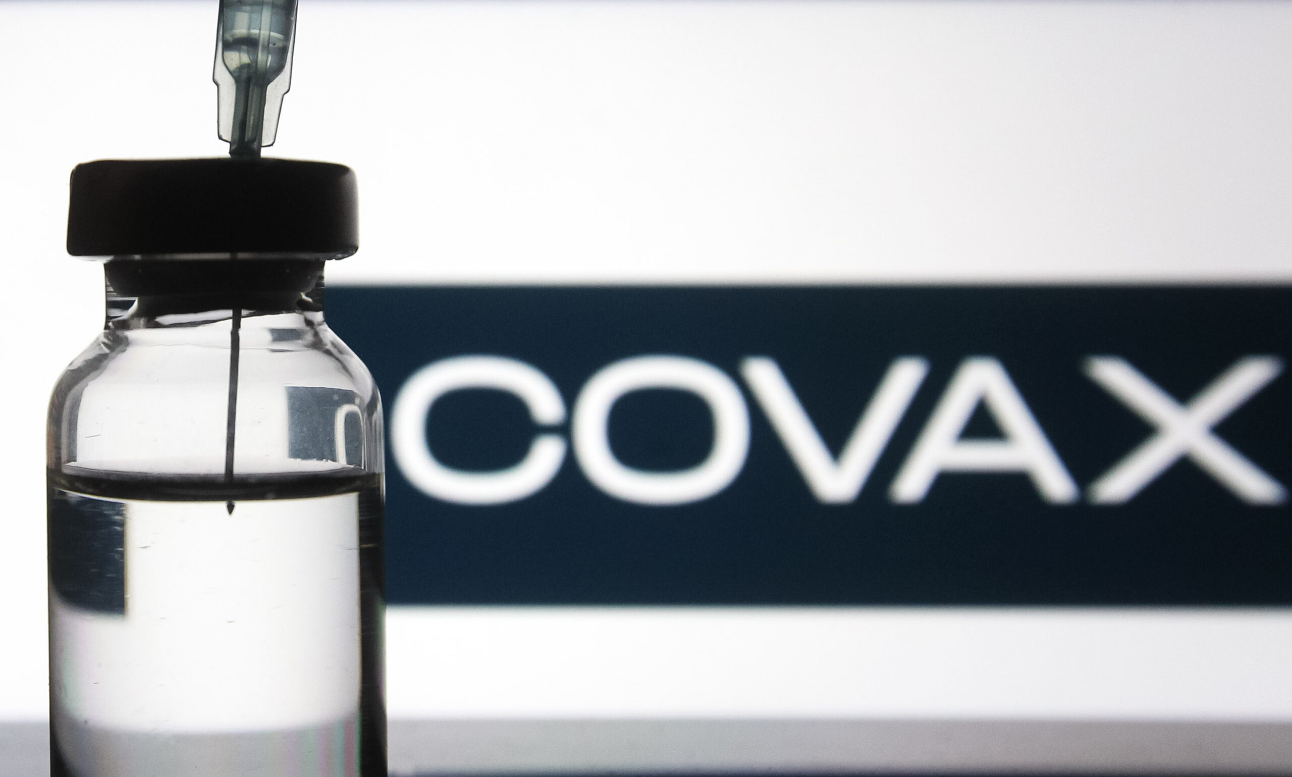 4 milhões de doses do Covax desembarcam no Brasil