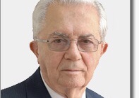 Fieg lamenta morte de professor Hélio Naves