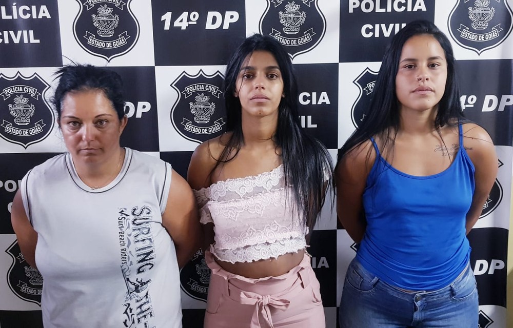 Três mulheres são presas suspeitas de aplicar golpes por telefone