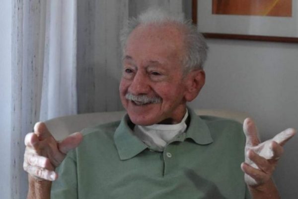 Justiça manda exumar corpo de idoso enterrado por outra família em Goiânia