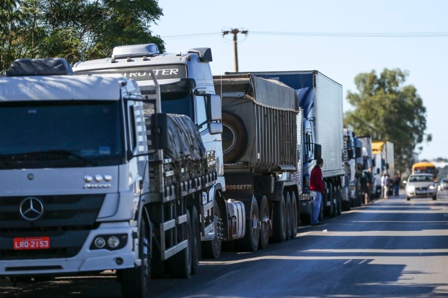 Conab lança chamada pública para contratar caminhoneiros autônomos