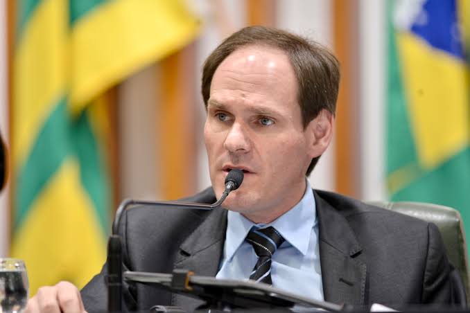 Lissauer propõe programa de proteção a órfãos e enlutados da pandemia