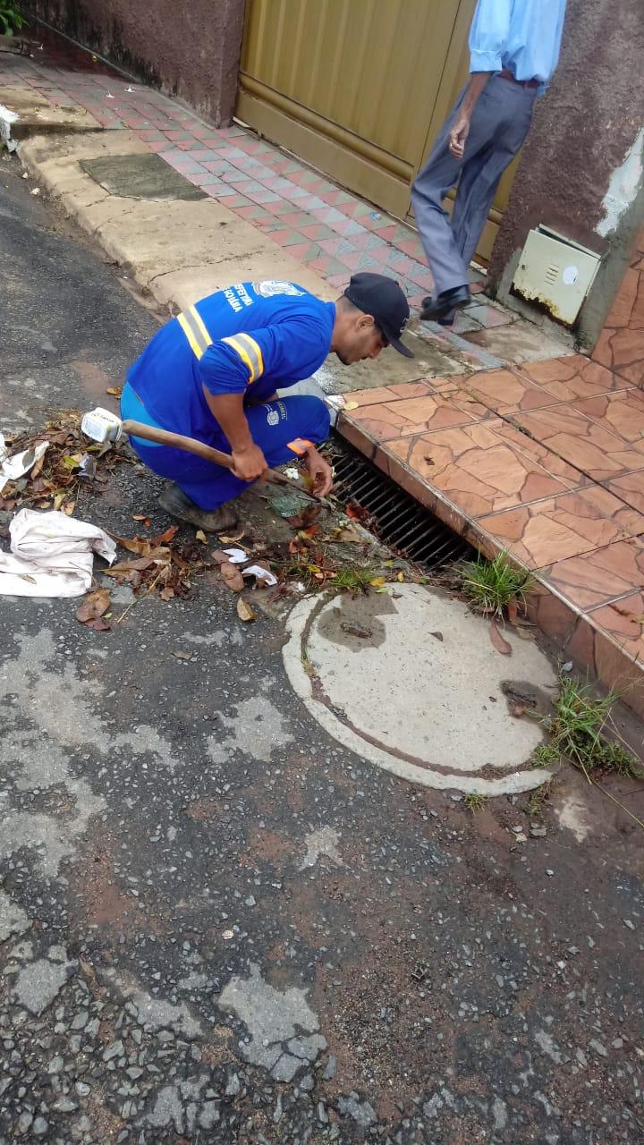 Seinfra limpa mais de seis mil bocas de lobo durante período chuvoso