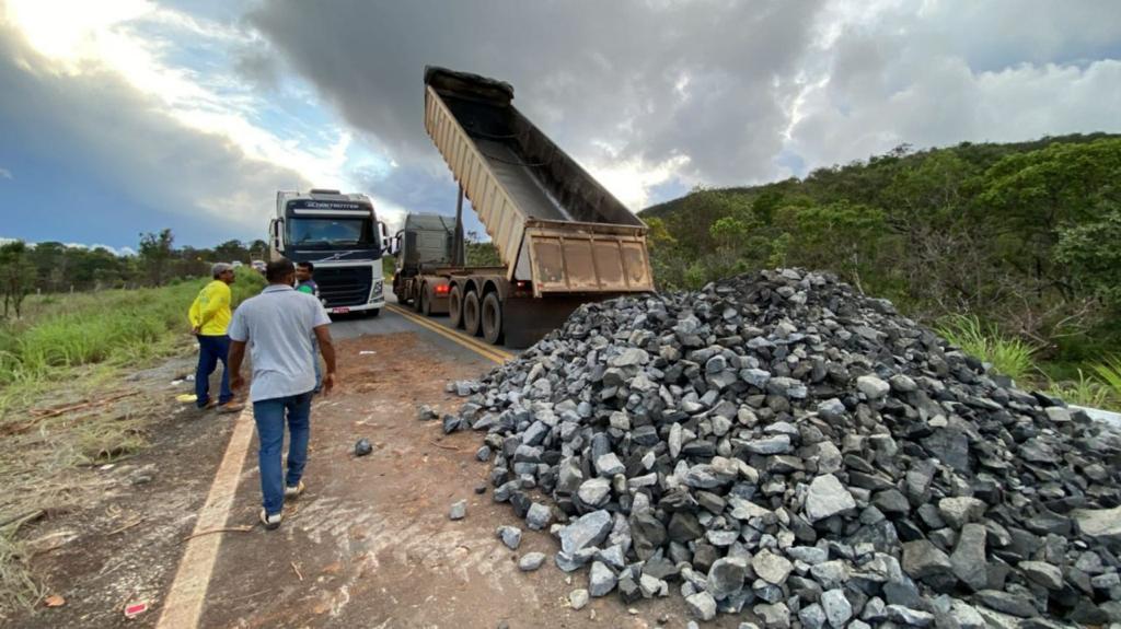 Rodovias do Nordeste goiano: Caiado investe R$ 80 milhões em ações emergenciais para garantir segurança