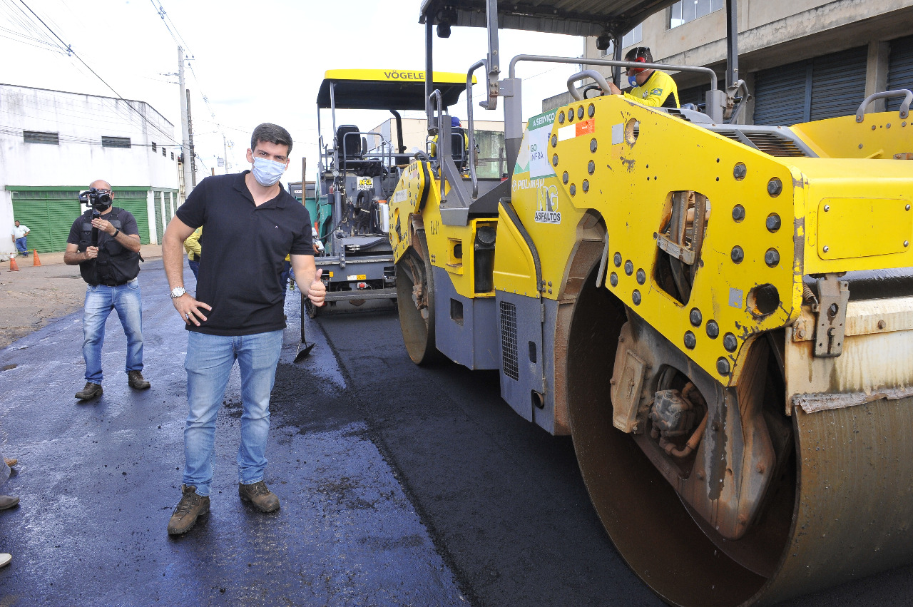 “Pavimentar pequenos bairros seria boa ação do Estado”