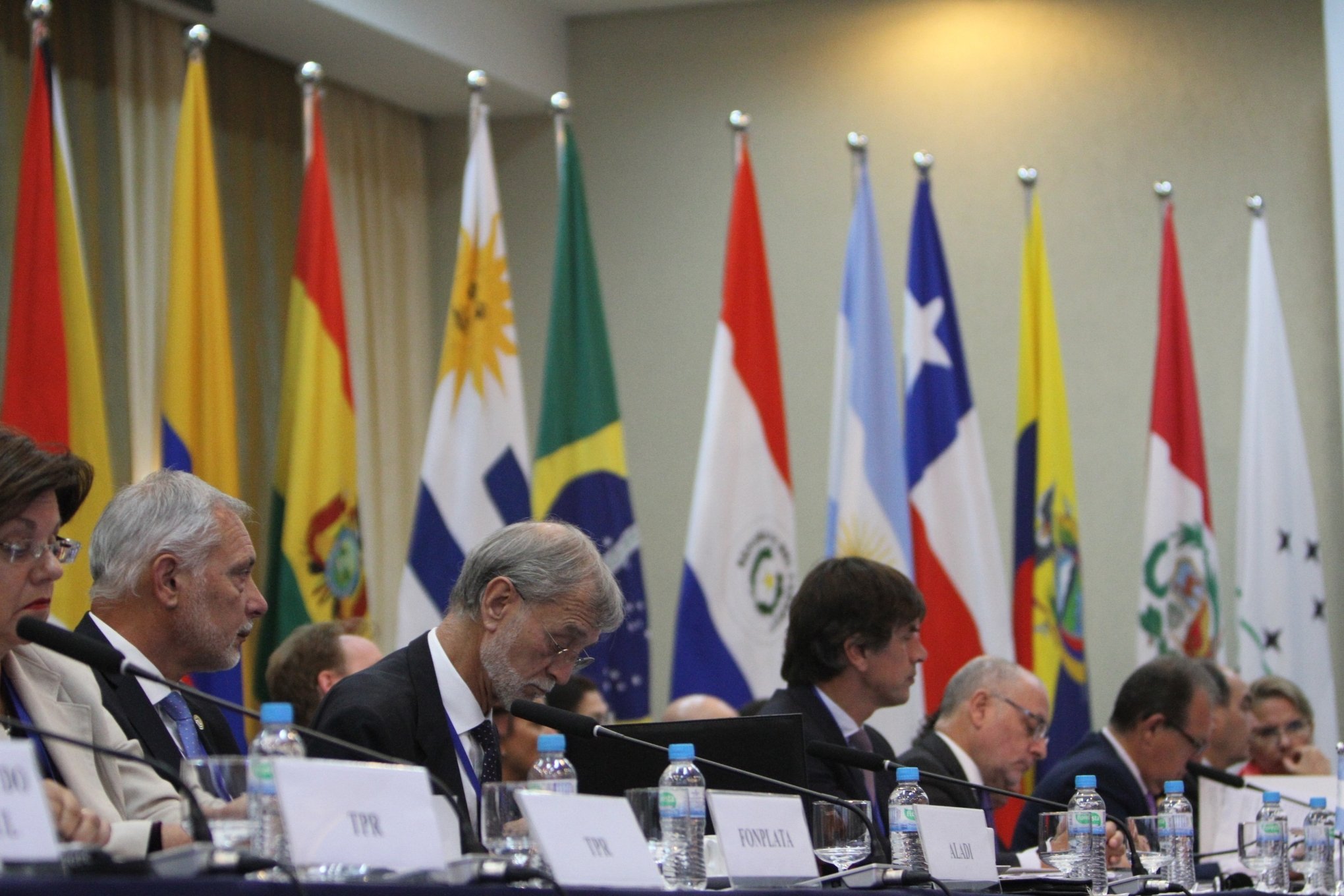 Em cúpula do Mercosul, ministro argentino observa ausência de Bolsonaro