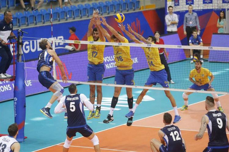 Em tarde de Zaytsev, Brasil perde para a Itália